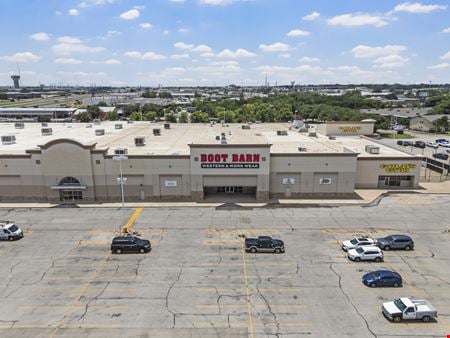 Preview of Retail space for Rent at 240 North New Road
