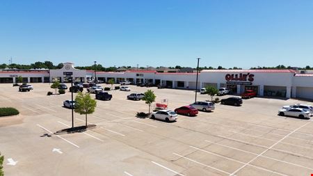 Preview of Retail space for Rent at 800-828 W Edmond Rd