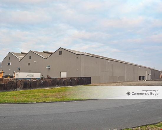 Preview of Industrial space for Rent at 135 Meadow Lane