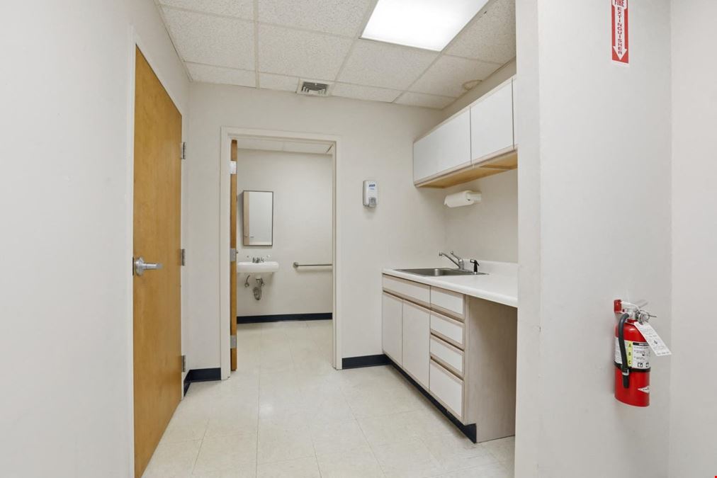 Industrial flex Space for Lease in Newburyport Seacoast Business Park