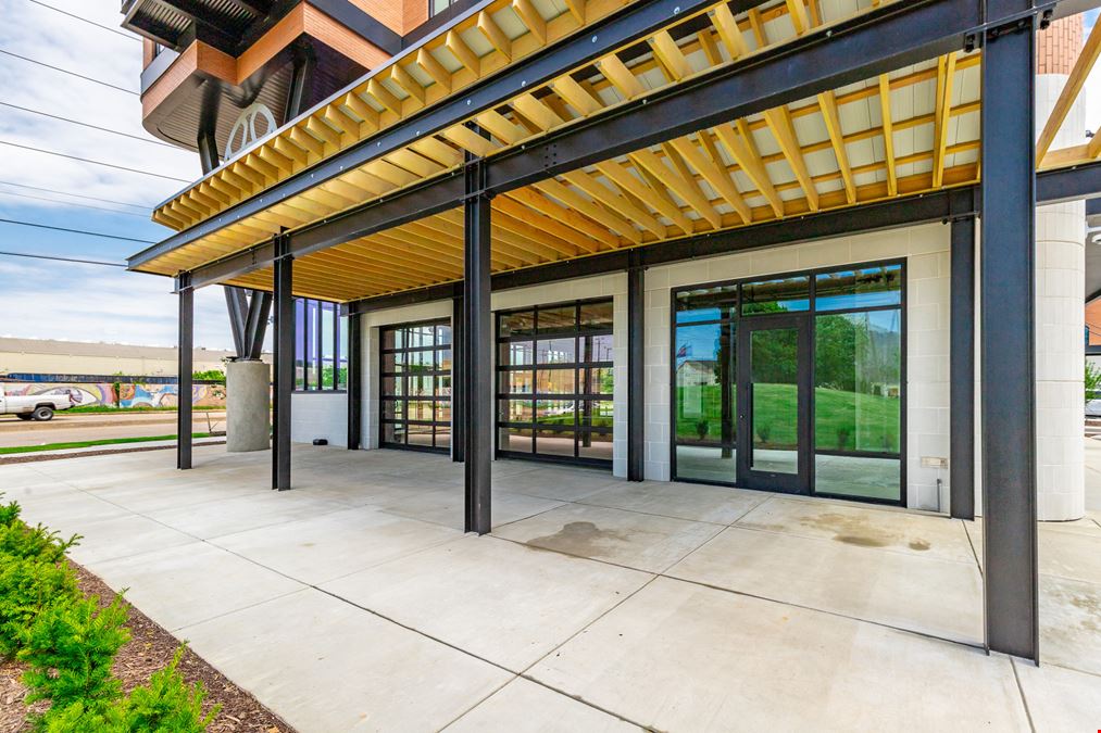 1620 Riverfront Parkway