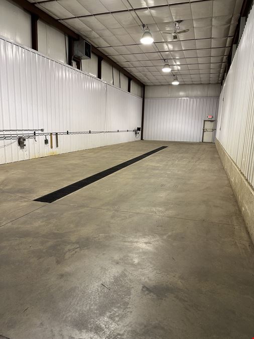 18,450 SF Warehouse distibution