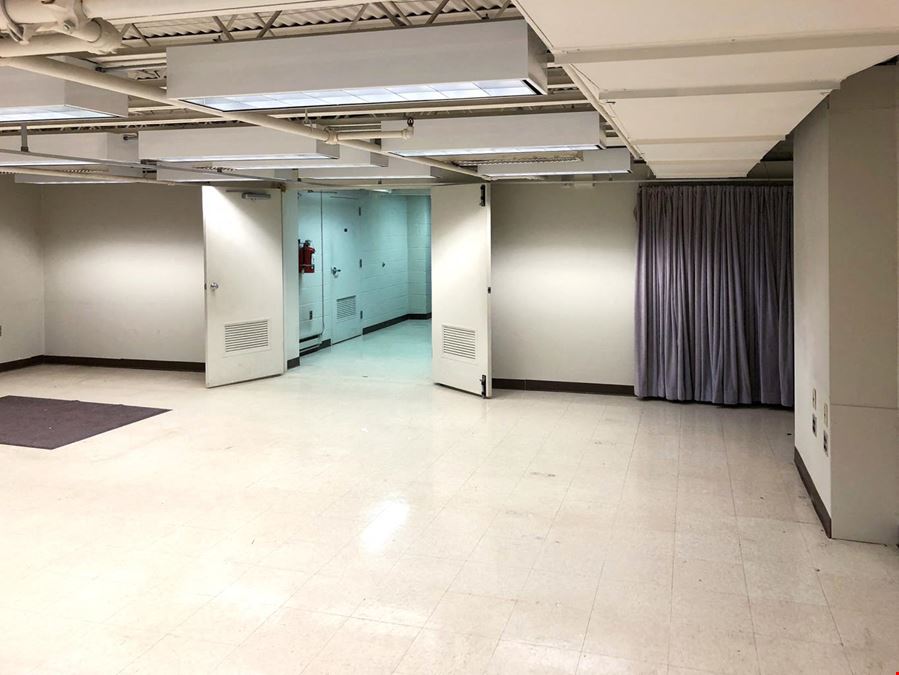 Investment Property: 6,886 SF Building Renovated for Office/Retail