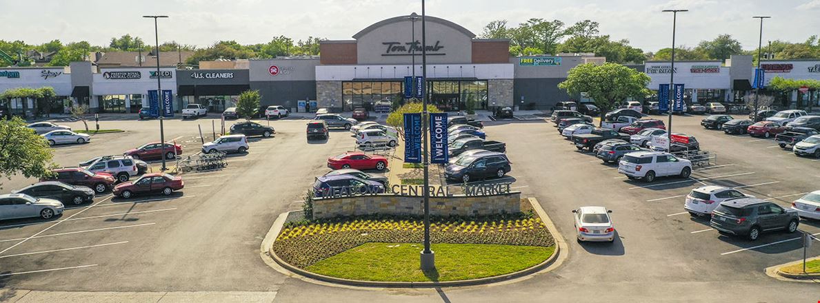 Preview of Retail space for Rent at 10455 N Central Expy