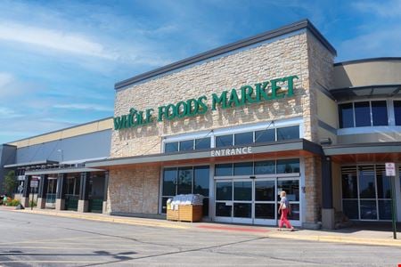 Preview of Retail space for Rent at NEC Higgins Road & I-290
