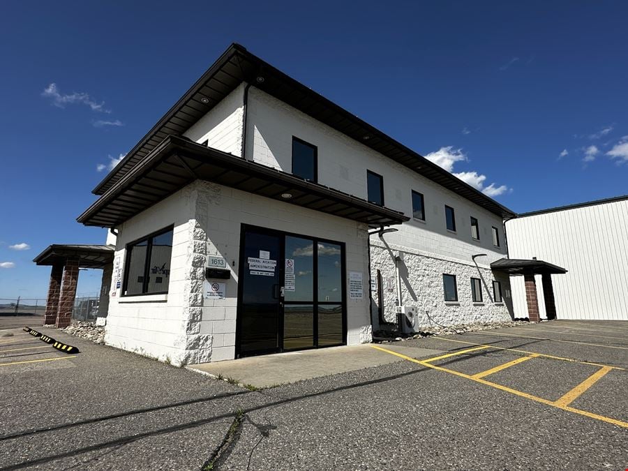 1613 Aviation Place