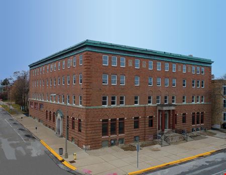 Preview of commercial space at 200 N County Street