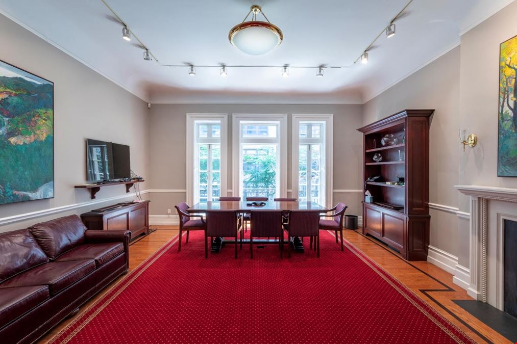 115 East 69th Street