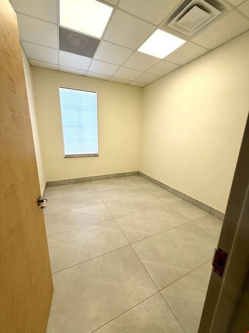 1300 City View Ctr