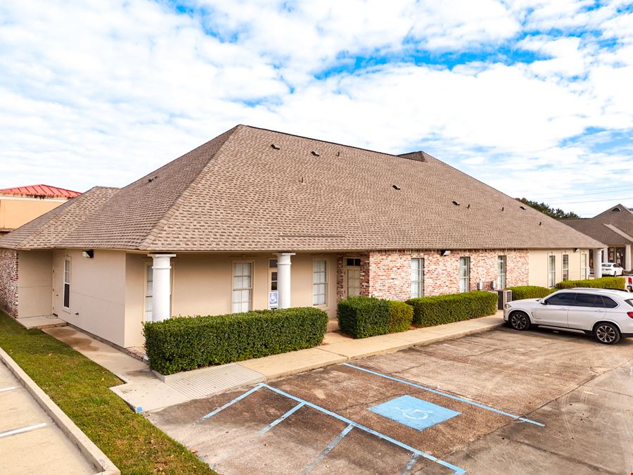 Class A Garden Office for Lease on Coursey Blvd