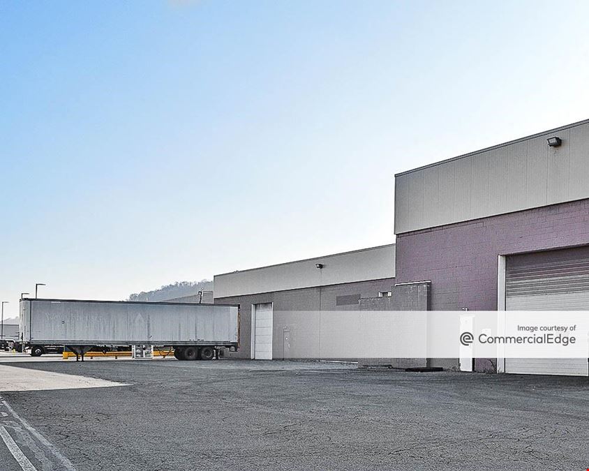 Buncher Commerce Park - 18 Avenue C & 21 Avenue D
