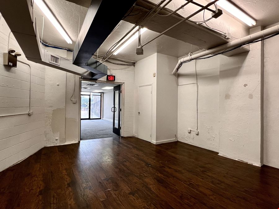 1,300 SF Office/Lab | North Oakland