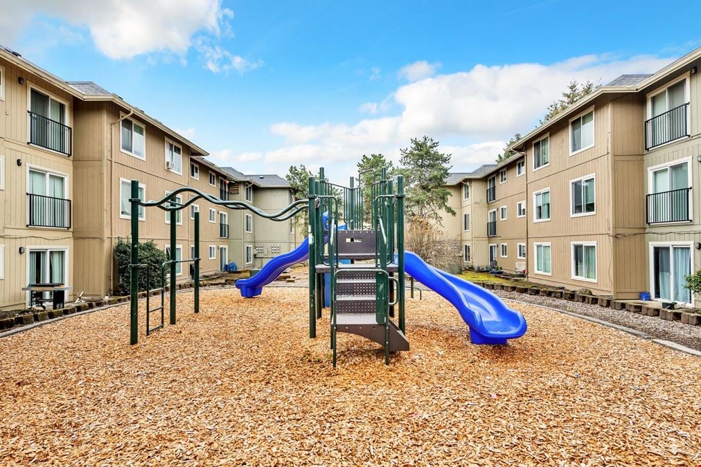 Halsey Summit Apartments