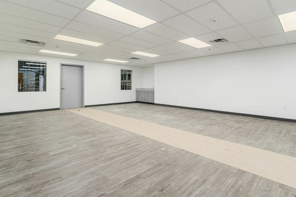 6611 Broughton Ave. OFFICE