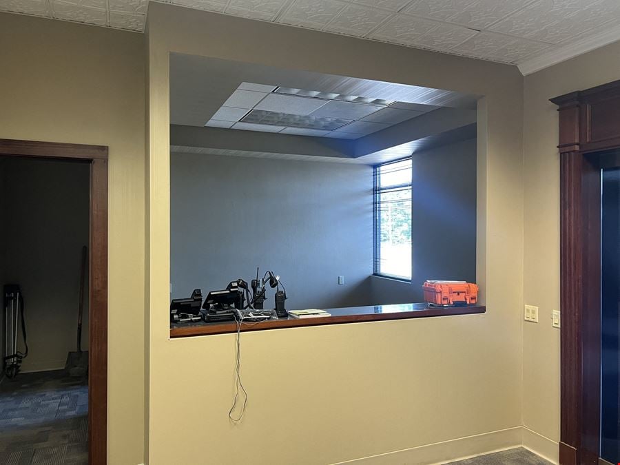 Decatur Main Street - Office Lease