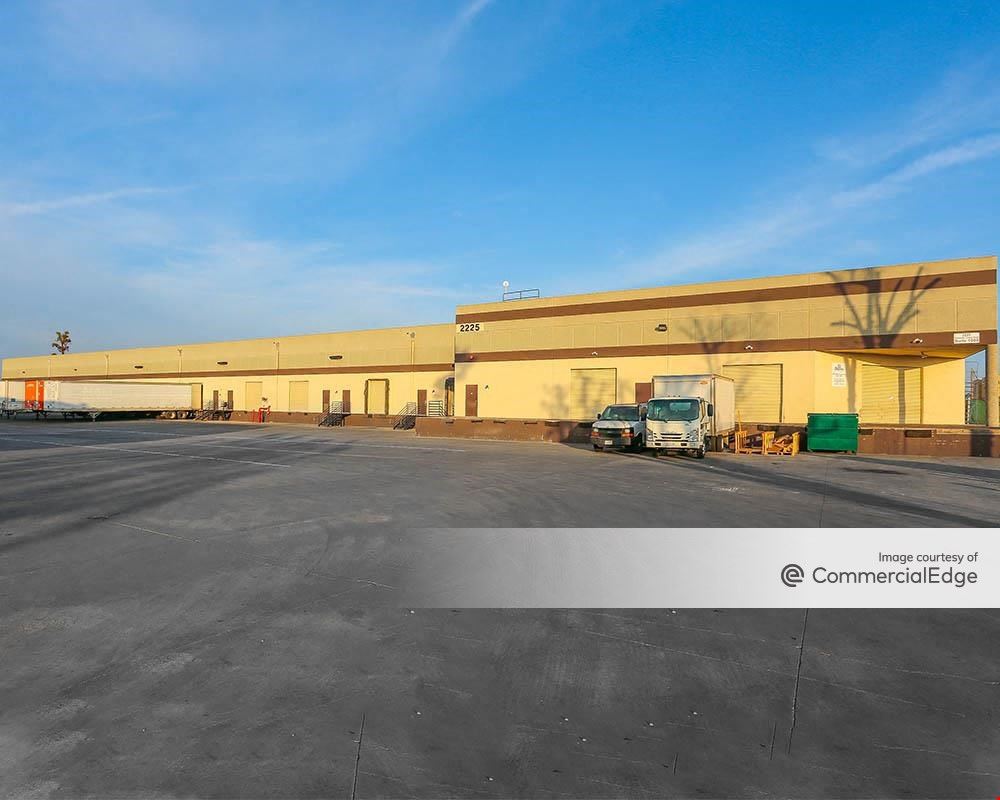 Airway Trade Center