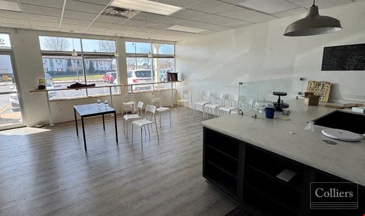 1,935 SF Retail Space For Lease