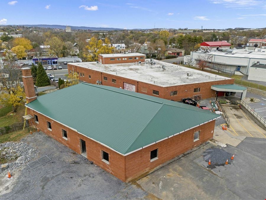 NEWLY RENOVATED BUILDING IN DOWNTOWN HARRISONBURG