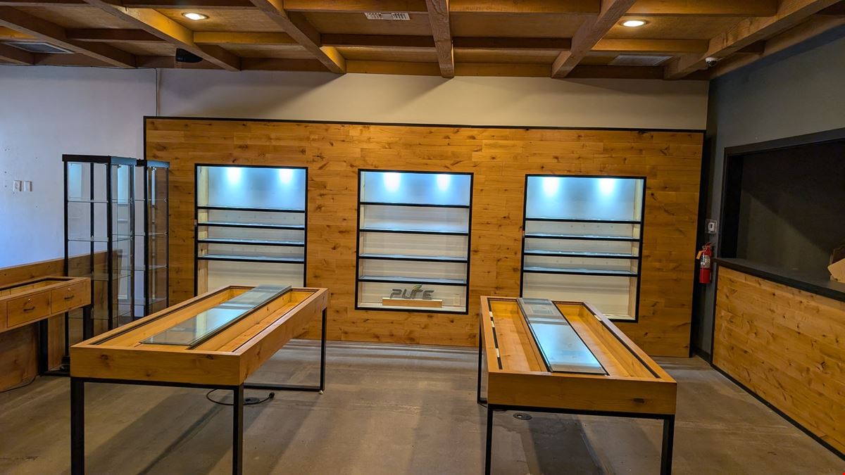 High Profile and Versatile Commercial Suite (s)