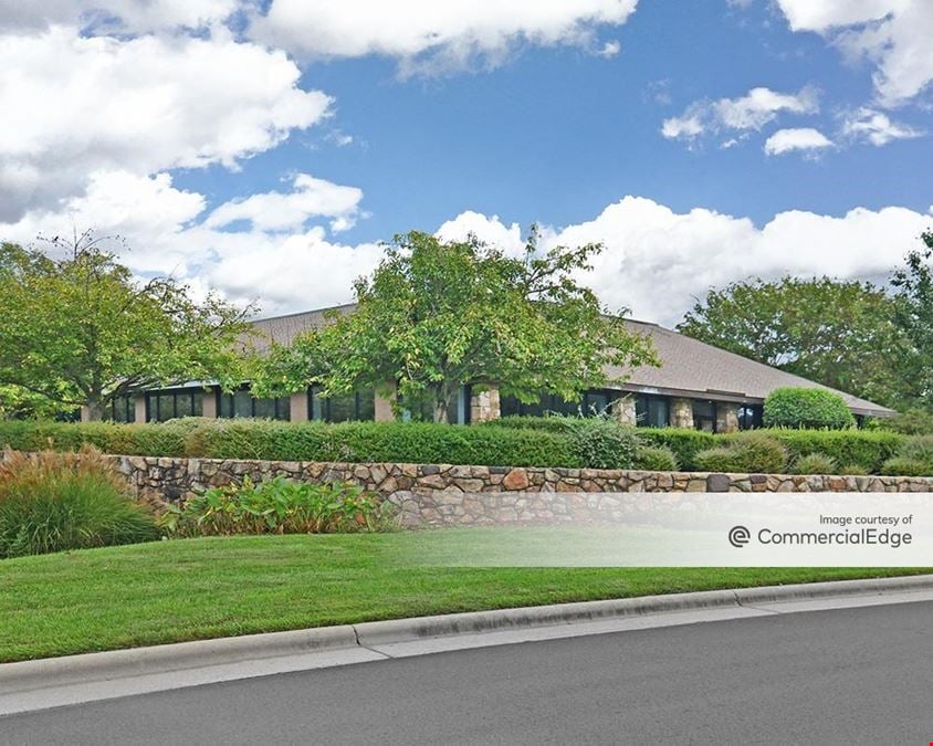 Mendenhall Oaks Business Park - 4194 Mendenhall Oaks Pkwy