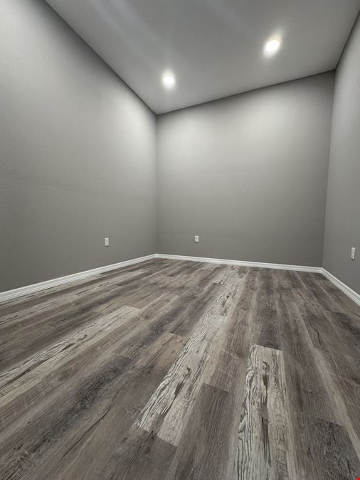 23045 Tabak Lane