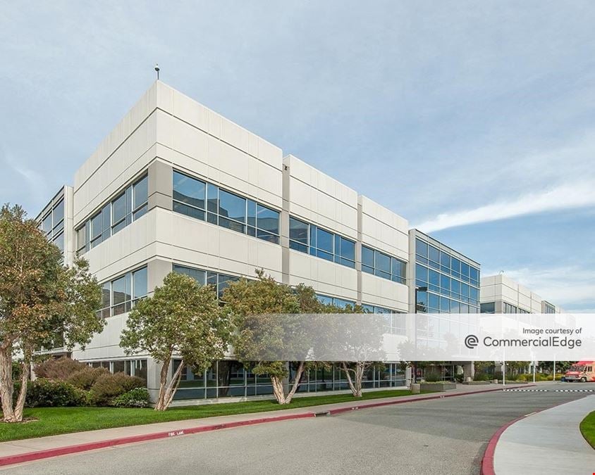 The Gateway North Campus - 951 Gateway Blvd