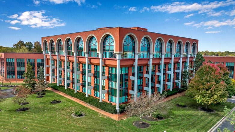 Preview of Office space for Rent at 100 Corporate Pkwy