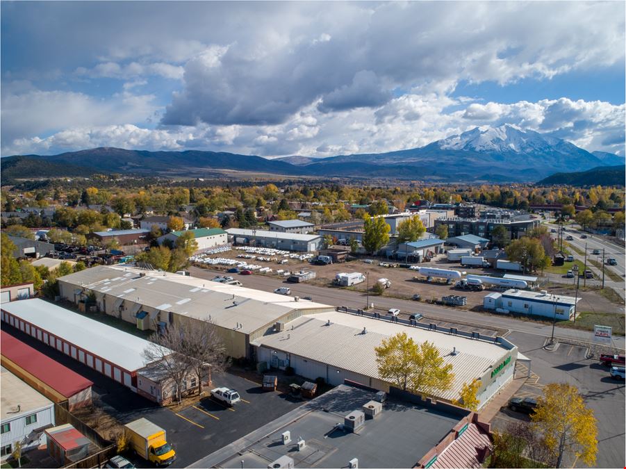 813-826 Colorado 133
