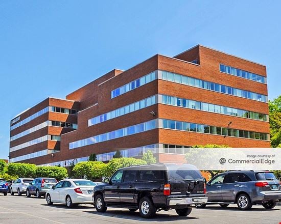 Preview of Office space for Rent at 300 5th Avenue