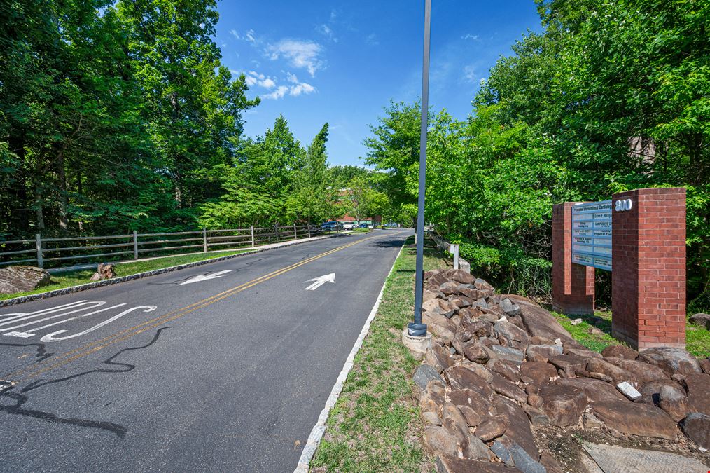 800 Bunn Dr