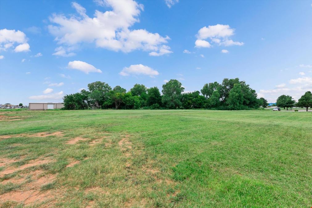 4.27 Acres | Prime Yukon Commercial Development