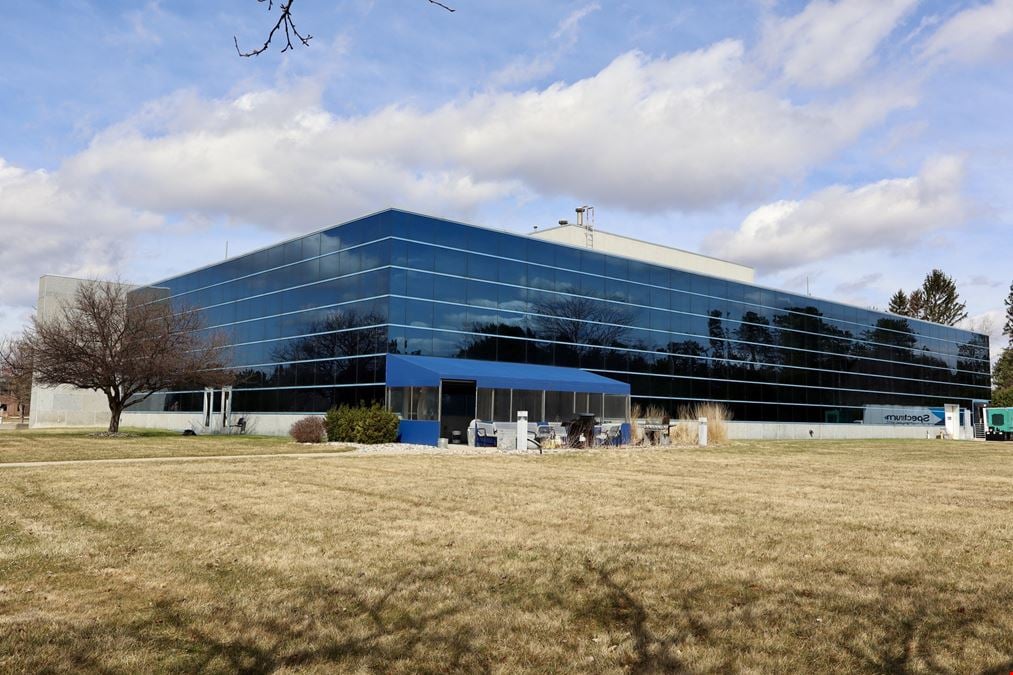 Large Open Concept Office Space