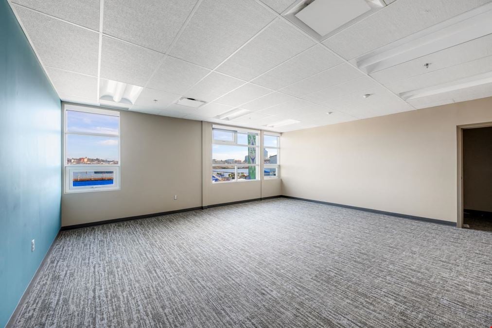 203 - 388 Harbour Road