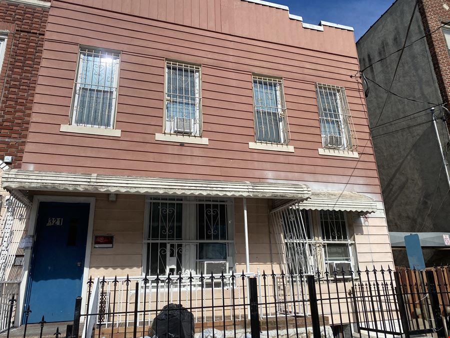 321 Milford St