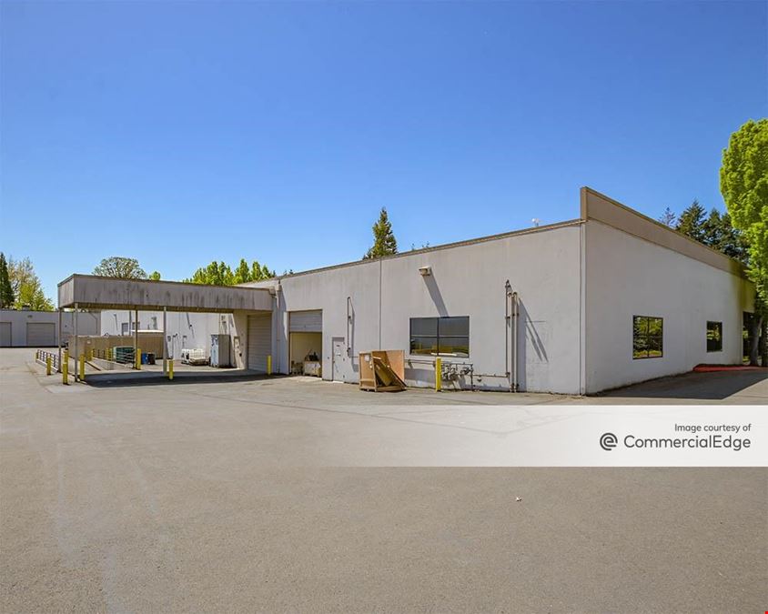 Cornell Oaks Corporate Center - Ridgeview
