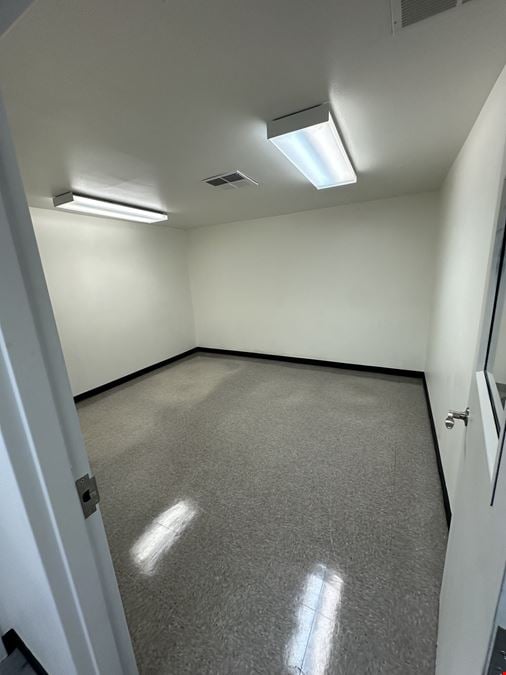 8732 Fruitridge Rd, Sacramento, CA, 95826