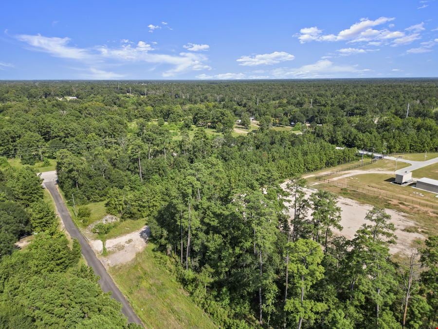 SELLER FINANCING - Prime 3.9 Acre Parcel in Conroe with Frontage – Unrestricted and Ready for Development