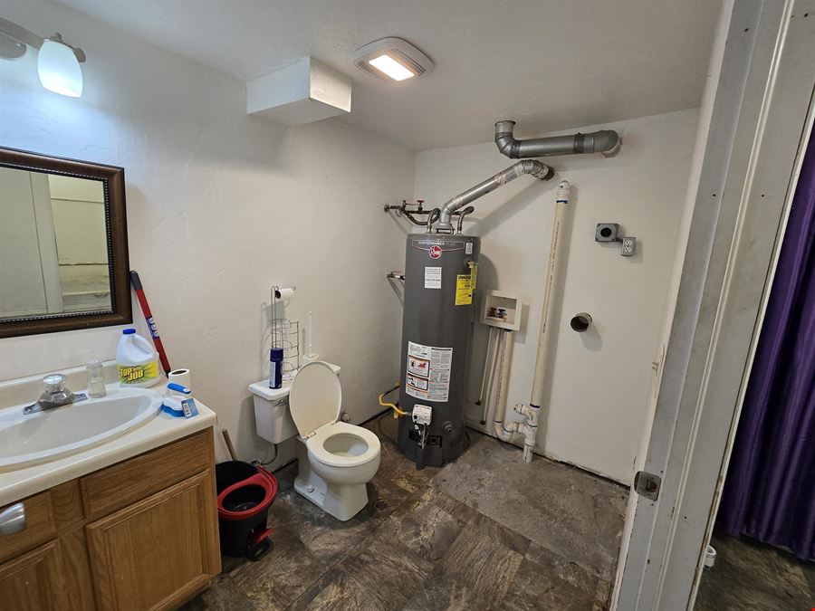 3258 F Rd