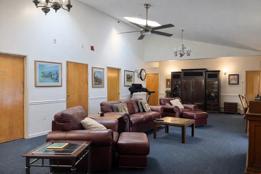 10 Bruen Ct Rensselaer