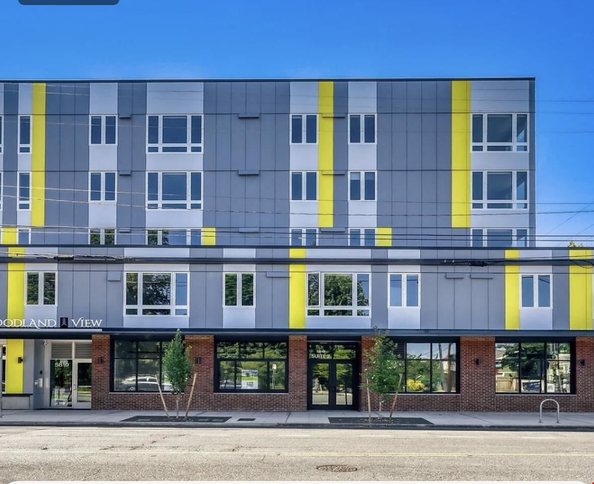 5819 Phinney Avenue North, Unit 2