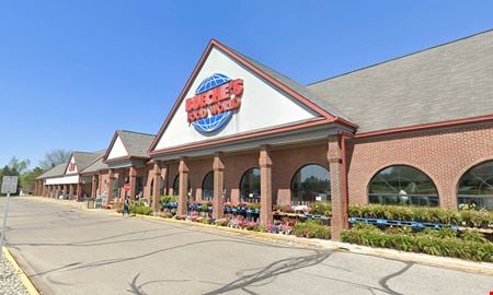 Preview of Retail space for Rent at 250-440 N Ortonville Road