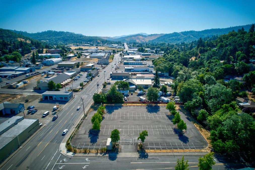 0 Ne Diamond Lake Blvd , Roseburg, OR 97470