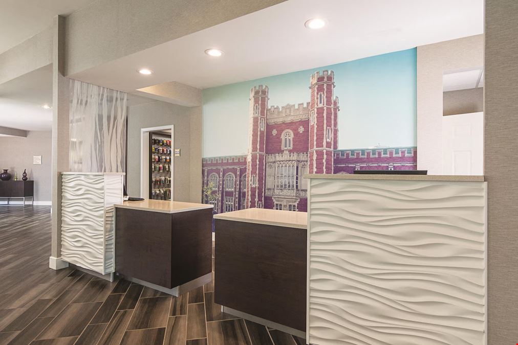 La Quinta Inn & Suites by Wyndham Oklahoma City Norman