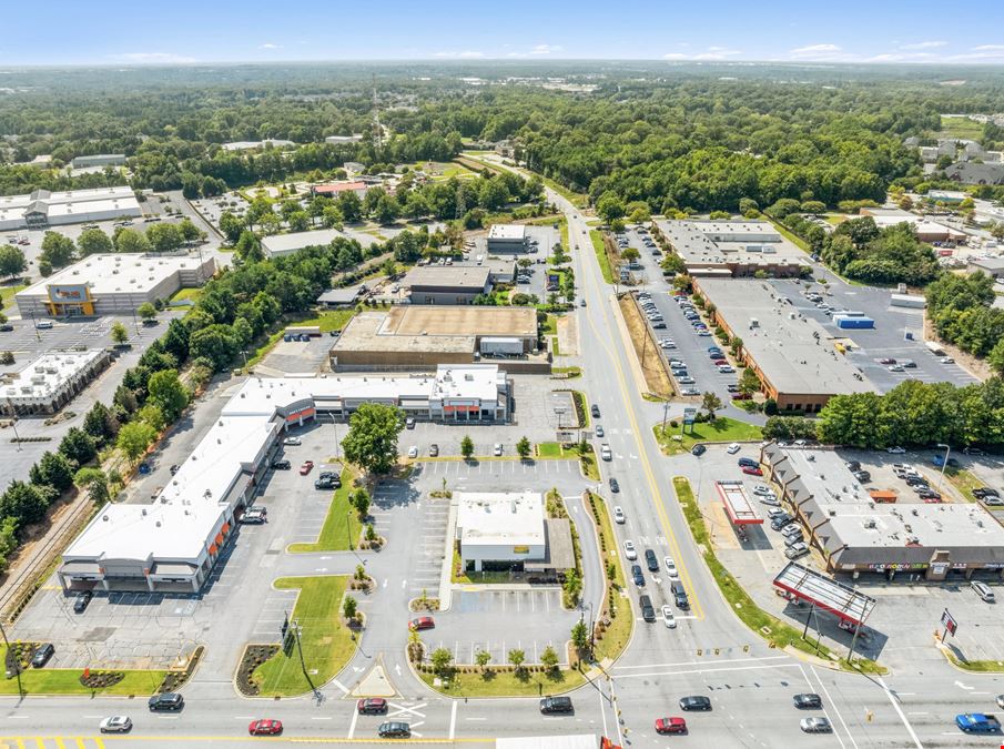 Woodruff Gallery Shopping Center