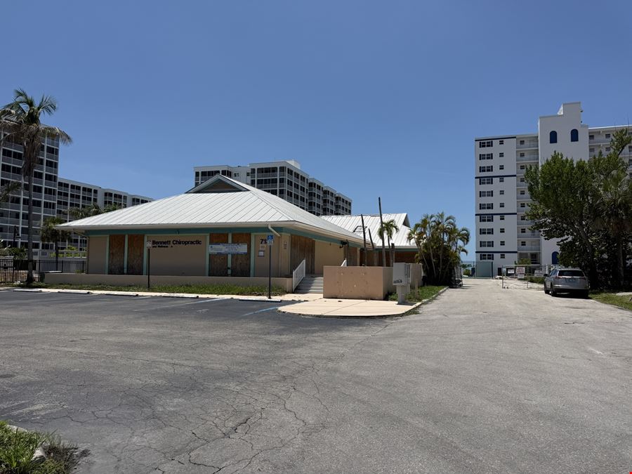 Newton Plaza