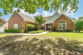 1836 N Hartford Dr