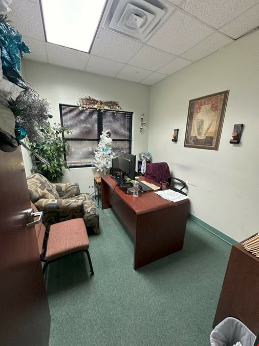 306 E Randol Mill Rd, Arlington