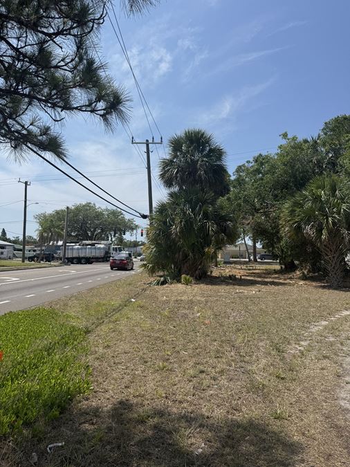 S Hopkins Ave & Knox McRae Drive