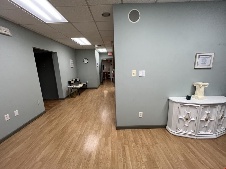 Top Floor Salon/Office Suites
