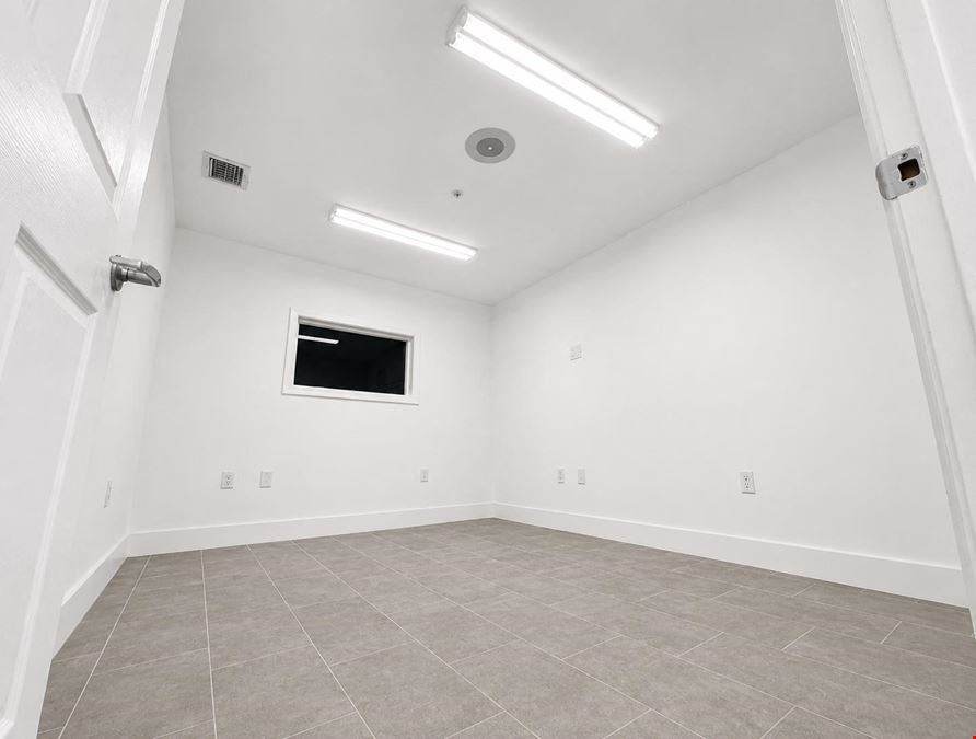 6965 NW 43rd Street